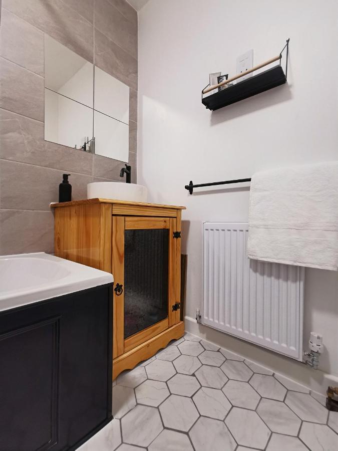 Peaceful House In The Heart Of Glasgow City, Close To Queen Elizabeth Hospital And Govan Subway, Free Private Parking Eksteriør bilde